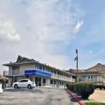 Hilltop Inn & Suites Hotel di Victorville