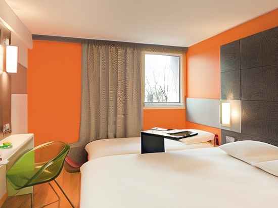 ibis styles Brive Ouest Rooms