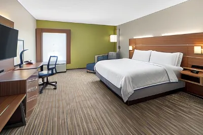 Holiday Inn Express Statesboro Отели рядом с достопримечательностью «Суперцентр Уолмарт»