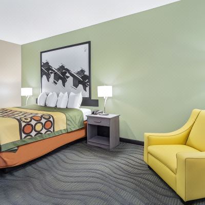 King Room-Non-Smoking Super 8 by Wyndham Kokomo Promo Code