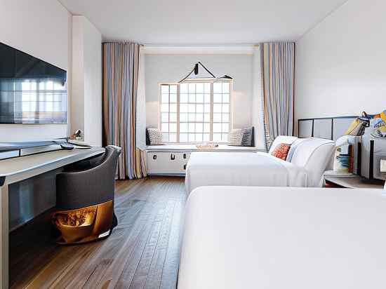 The Alida, Savannah, a Tribute Portfolio Hotel Rooms