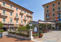 Hotel Settentrionale Esplanade Hotel in zona Kety Abbigliamento