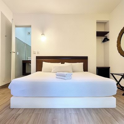 Superior King Room Siesta Fiesta Hotel Promo Code