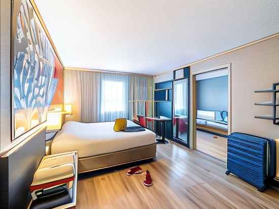 Ibis Styles Saint Brieuc Plerin Rooms