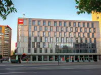 Ibis Baku City Отели рядом с достопримечательностью «Лебединый фонтан»