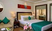 Golden Tulip Lucknow Hotels near Lohia Park