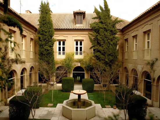 Parador de Chinchon Hotel Exterior