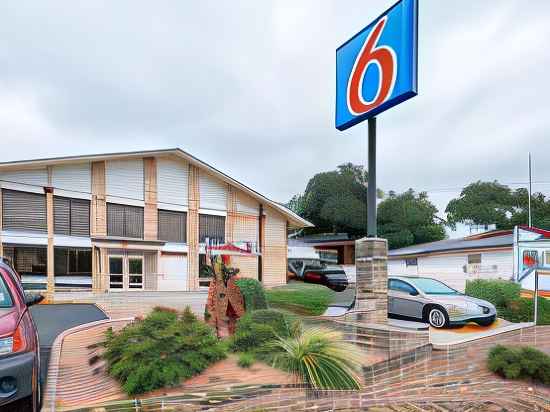 Motel 6 Boerne, TX Hotel Exterior