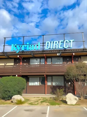 Kyriad Direct Marseille Est La Valentine Hôtels à : Aubagne