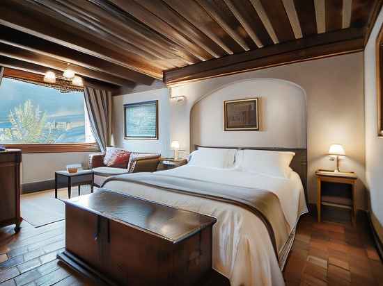 Relais Mont Blanc Hotel & Spa Rooms