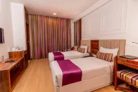 Hotel Hardeo Hotels near Shivaji park