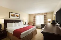 Holiday Inn & Suites Barstow Hotels near Treasure House Mall