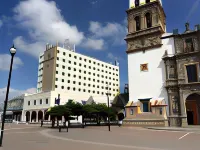 Hotel San Francisco Irapuato Business Class Hoteles cerca de Sam's Club Irapuato