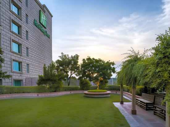 Holiday Inn Agra MG Road Hotel Exterior