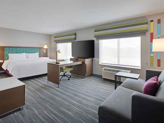 Hampton Inn & Suites by Hilton Richmond Short Pump Rooms