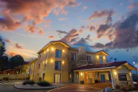 La Quinta Inn by Wyndham Denver Golden Hotels near Denver Coliseum