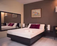 Hotel Turista Canlubang Hotels near Tom's World