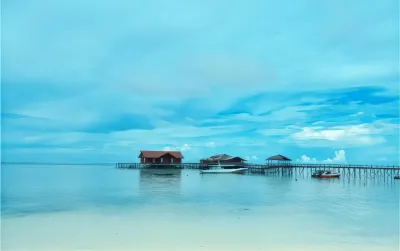 Derawan Indah Hotel Hotels in Gayam