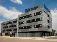 Ibis Budget Valencia Alcasser Отели рядом с достопримечательностью «Alameda»