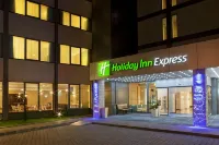 Holiday Inn Express Lisbon Airport Hotels in Prior Velho