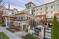 Residence Inn Nashville SE/Murfreesboro Rutherford County Historical Society周辺のホテル