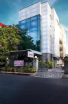 The Lotus Apartment Hotel, Burkit Road Hotels near Chennai Corporation Park