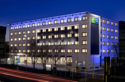 Premier Inn Stuttgart Airport/Messe Hotels near Oberaichen