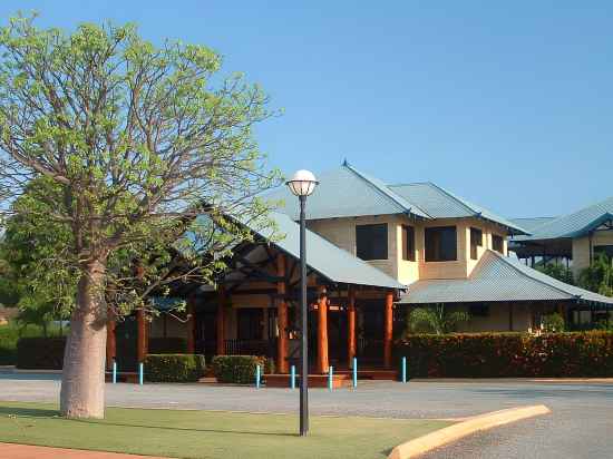 Blue Seas Resort Hotel Exterior