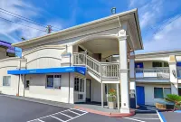 Motel 6 Garden Grove, CA