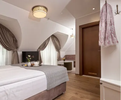 Villa Flavia Heritage Boutique Hotel Hotel berhampiran Agora