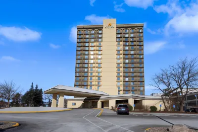 La Quinta Inn & Suites by Wyndham Minneapolis Bloomington W Hotels near Nordstrom