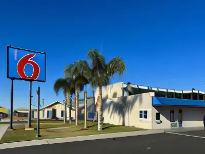 Motel 6 Delano, CA Hotels near Flight Adventure Park Bakersfield