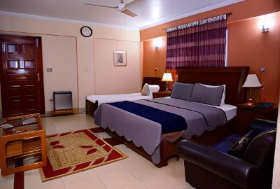 Mir Continental Hotel & Restaurant Hoteles en Muzaffarabad