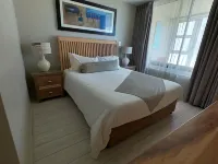 Lagoon Beach Hotel Apartments Hotels in Cape Town