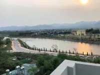 Minh Thuy Hotel Dien Bien Phu -BayLuxury Hotels near LongThành Watch