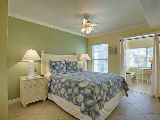 Barefoot Beach Resort Rooms