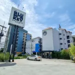 Blu Monkey Boutique Bangsaen Hoteles cerca de Wat Mai Ban Suan