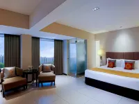 Grand Mercure Vadodara Surya Palace Hotels near Mandvi Gate