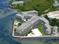 Oceans Pointe, an inspired Bayview condo, Htd Pool Hotels in Tampa