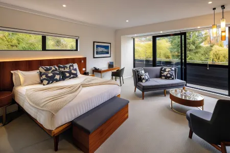 Queenstown Park Boutique Hotel