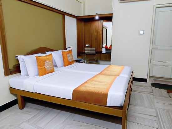 Hotel O Broadway Ernakulam Rooms