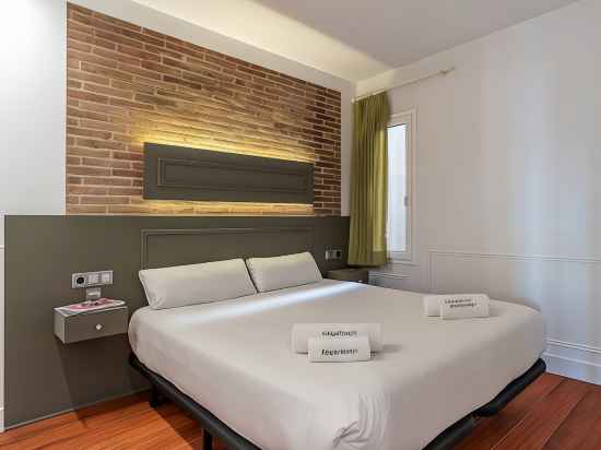 Enjoybcn Fira Apartment Rooms