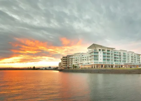 Ramada Hotel & Suites by Wyndham Ballina Byron