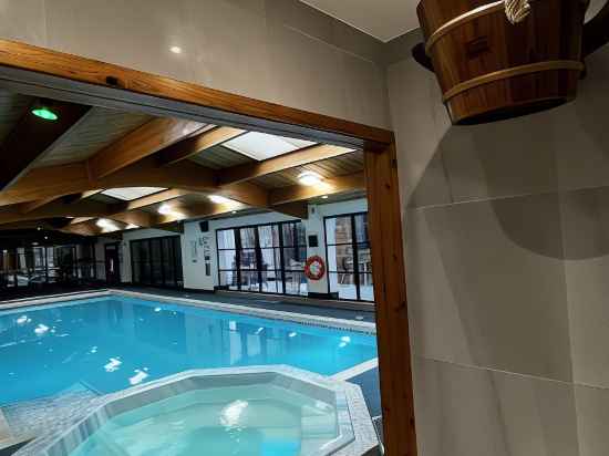 Stunning Annex Apartment, Pool, Steam Room and Gym Fitness & Recreational Facilities