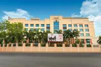 Accord Puducherry Hotels near Mahatma Gandhi Park