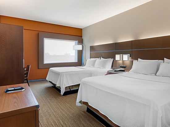 Holiday Inn Express Branson-Green Mountain Drive Rooms