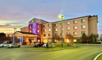 Holiday Inn Express & Suites Dewitt (Syracuse) Hotels in East Syracuse