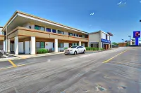 Motel 6 Villa Park, IL - Chicago West Hotels in York Township