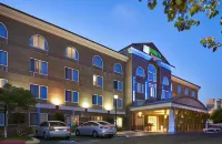 Holiday Inn Express & Suites San Diego-Sorrento Valley Hotel in zona Mesa Housing