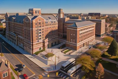 Graduate by Hilton Ann Arbor Hotels in der Nähe von Kelsey Museum of Archaeology